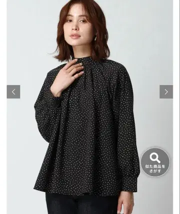 [ 새상품급 ] 스퀘어 하이넥 개더 볼륨 블라우스 도트 무늬 블라우스