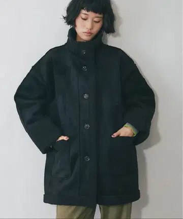 페이크 무스탕 스탠드 코트 [ 블랙 ] 새상품