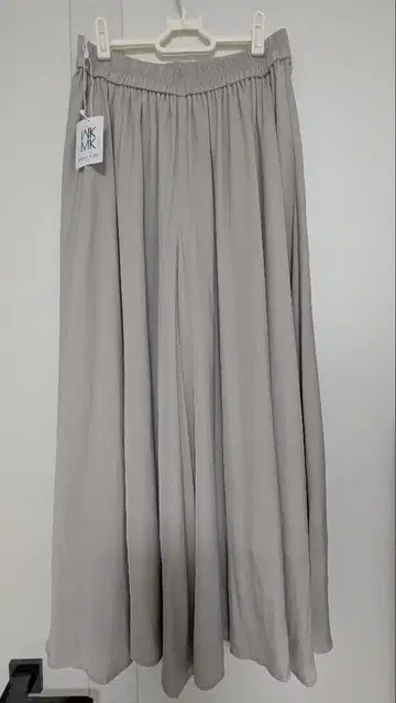 [ 새상품 ] MK 미쉘클랑 새틴 가우초 팬츠