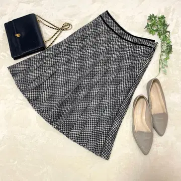 23구 울 스커트 블랙 패턴 M 사이즈