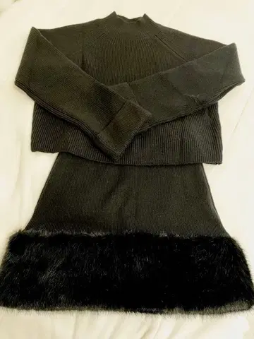 블랙 퍼 포함 셋업 사이즈 2