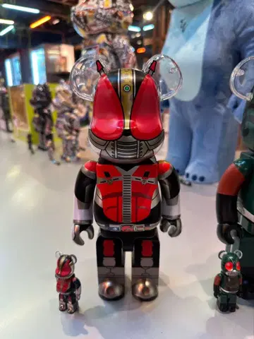 BE@RBRICK 가면라이더 덴오 소드 폼 100% & 400%