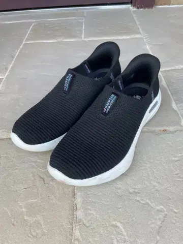 SKECHERS Slip-Ins 블랙 슬립온