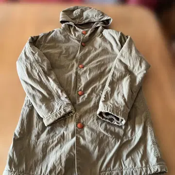 햇살 가득 코트