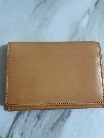 COCOMIESTER 베이지 가죽 명함지갑