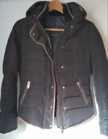 ZARA 다운 카키