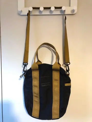 GREGORY SOPHNET. 바디백 블랙