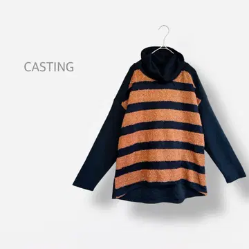 [ CASTING ] 오프 터틀넥 니트 보더 글리터 빅 루즈