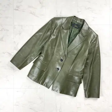 새상품급 레리안 램 가죽 테일러드 자켓 카키 사이즈 13+*KD199