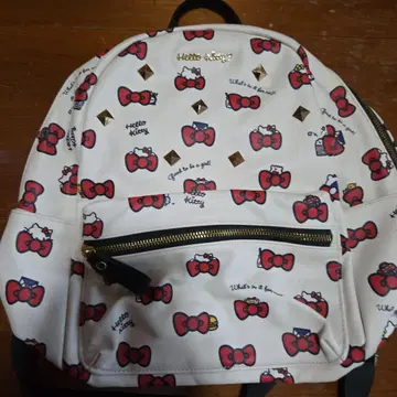 산리오 헬로키티 백팩 화이트 중고