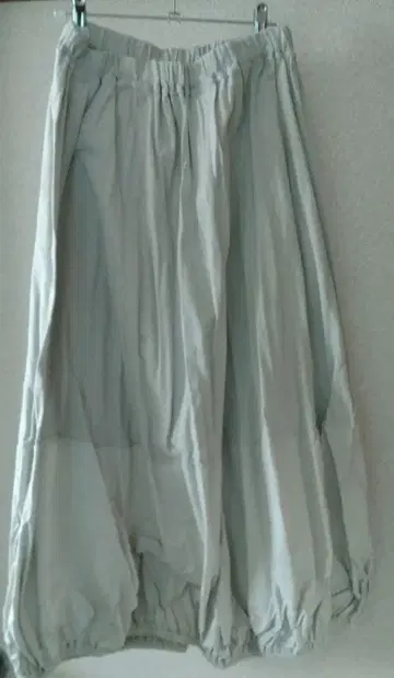 그린 벌룬 스커트