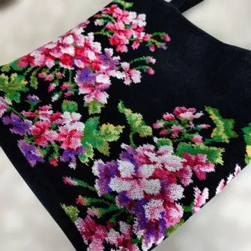 새상품 FEILLE 제라늄백 페이러 토트백