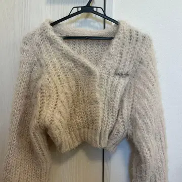 칠레오 크림색 니트 여성용 free