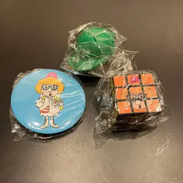 유즈 가챠 캔뱃지 루빅스 큐브 캡 키링 BIGYELL