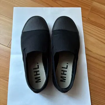 MHL 슬립온 스니커즈 24cm 블랙