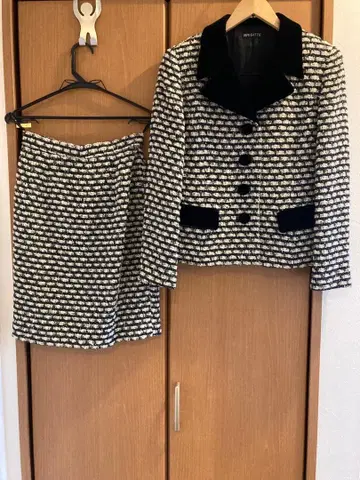 BRIGITTE 트위드 셋업 스커트 9호 M size