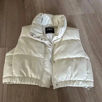 ZARA 자라 인조 가죽 다운 베스트 화이트 아우터 여성용 M