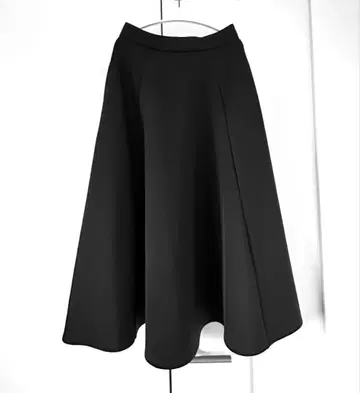 UNITED ARROWS 유나이티드 애로우즈 플레어 스커트 36 블랙