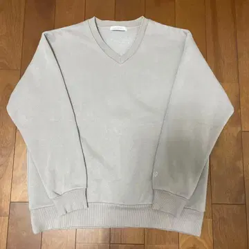 [그린 라벨 릴랙싱] V넥 맨투맨