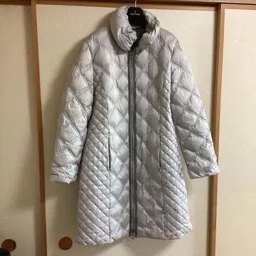 DAMA collection 라이트 실버 롱 다운 코트 15호