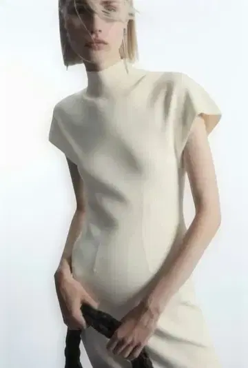 미사용 COS 하이넥 니트 원피스