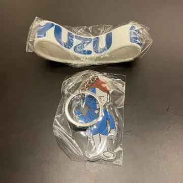 유즈 가챠 러버 밴드 아크릴 키링 BIGYELL