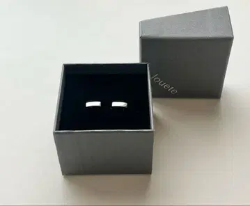 Jouete 후프 귀걸이 스퀘어