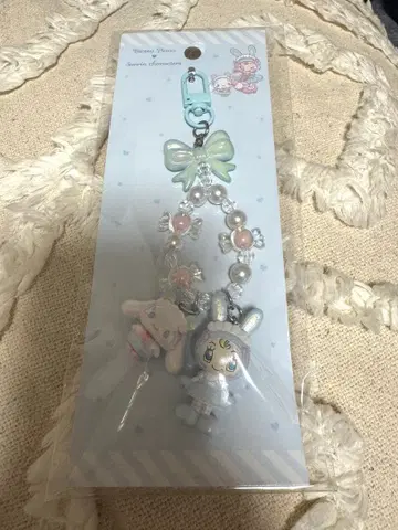 산리오 x 메조피아노 블루베리에짱 시나모롤 키링