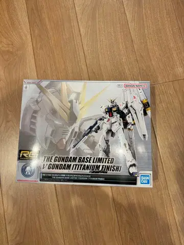 RG V 건담 (티타늄 피니쉬)