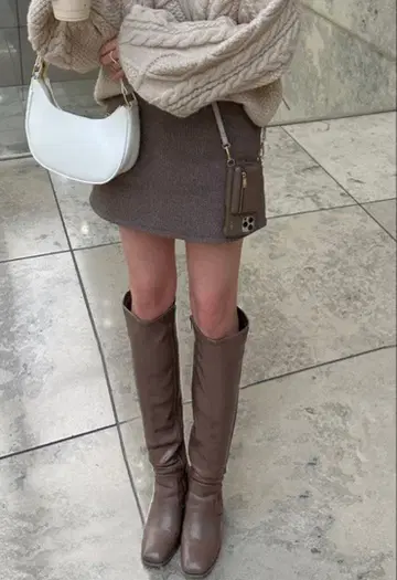 스퀘어토 플레어 힐 가죽 롱 부츠 [zr956]