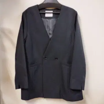 새상품급! trois 자켓