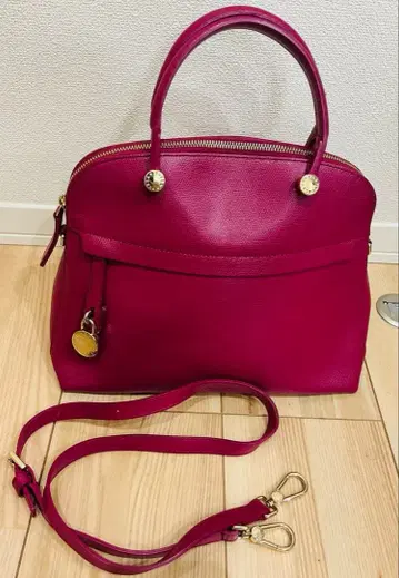 FURLA 핸드백 숄더 스트랩 포함