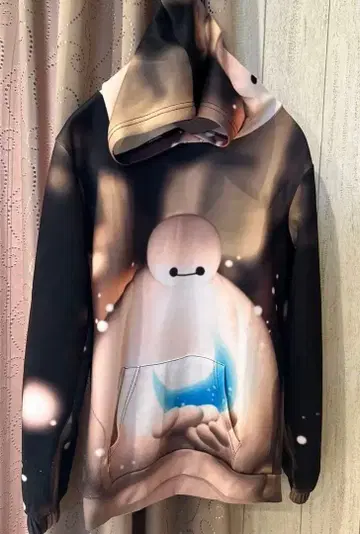 베이맥스 캐릭터 프린트 후드 부착 후드티 남성용 M 사이즈