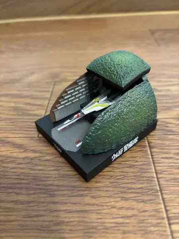 울트라 메카닉스 출동 대기 울트라 경비대 울트라 호크 1호 새상품급