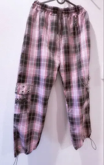 반지 x 체인 달린 체크 팬츠 핑크
