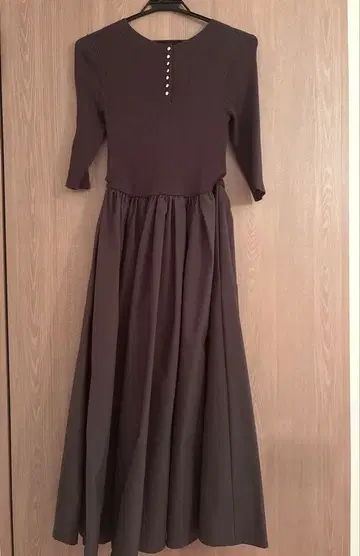 아푸와이저 리셰 전후 2way 타프타 도킹 원피스