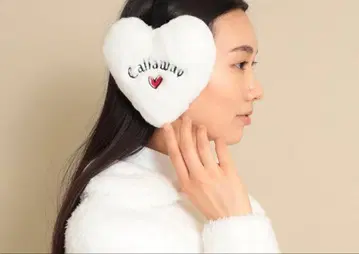 Callaway 하트형 퍼 귀도리