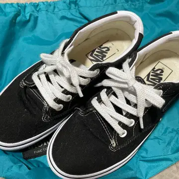 VANS 블랙 스니커즈 캔버스