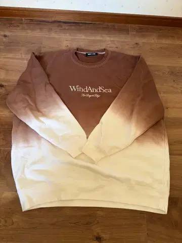 WIND AND SEA 브라운 그라데이션 트레이닝복