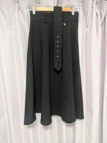 Made in Italy FLY GIRL 플레어 스커트 블랙