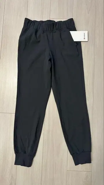 Lululemon Luxtreme Slim-Fit MR Jogger XS