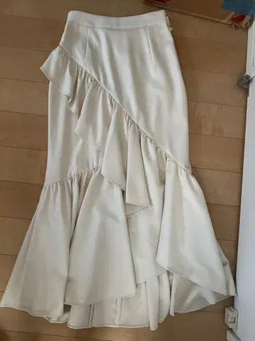 FRAY I.D 티어드 프릴 스커트