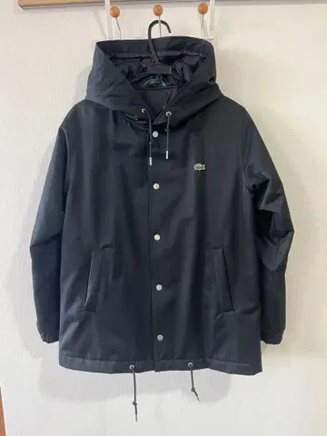 LACOSTE 후드 부착 블랙 자켓 FR 50 / US M 블랙