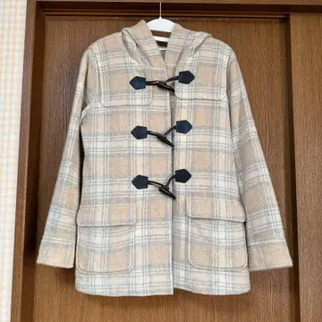 베이지 계열 체크 더플 코트 울 혼방 가을/겨울 여성용 아우터