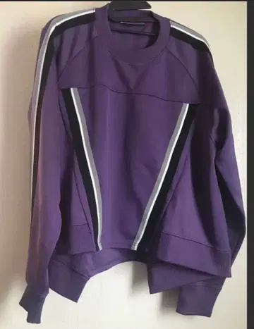 오니츠카타이거 라인 테이프 변형 맨투맨 트레이닝복