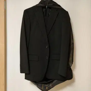 블랙 비즈니스 정장 2버튼 intimage