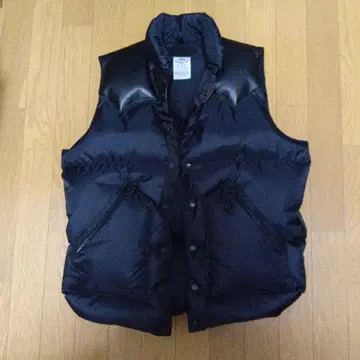 BEAMS 다운 베스트 사이즈 40 블랙