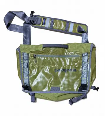 Patagonia messenger bag