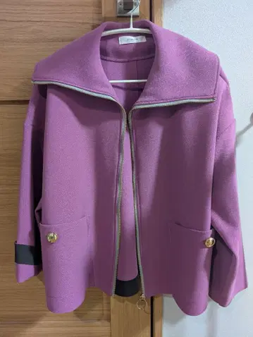 에이미 로우 자켓