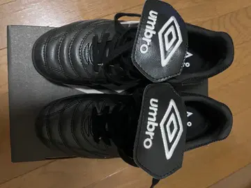 엄브로 악셀레이터 24cm